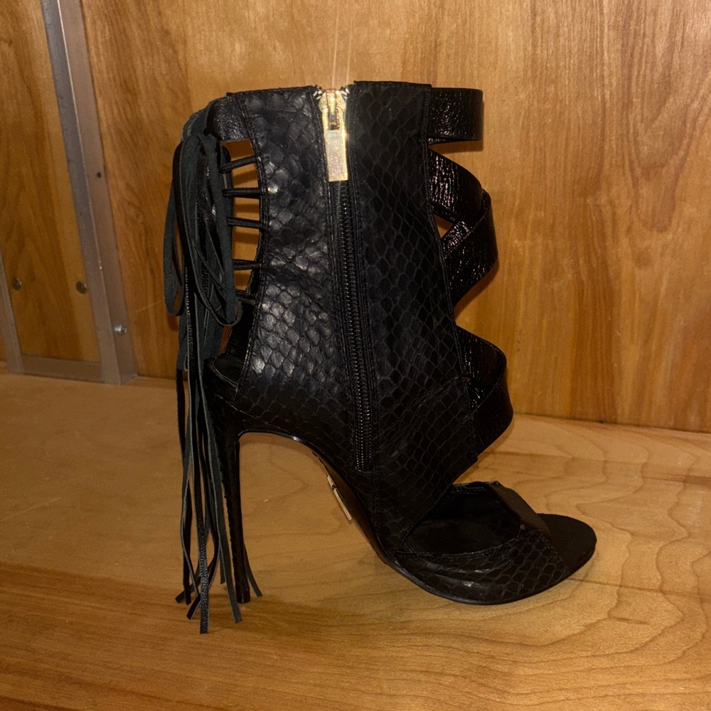 LFL by Lust for Life Black Heeled Boots - Picture 3 of 4